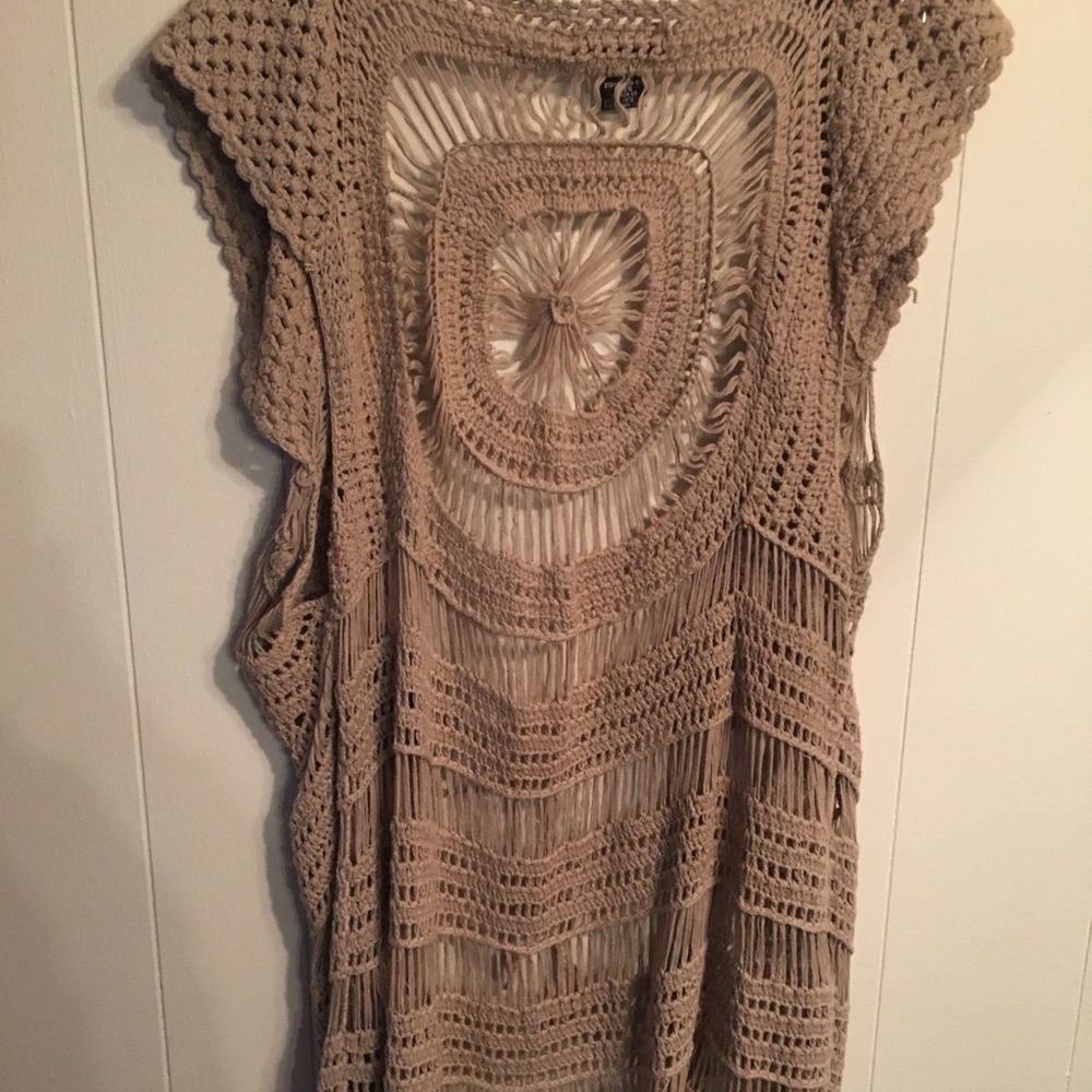 Sweater - Picture 3 of 4